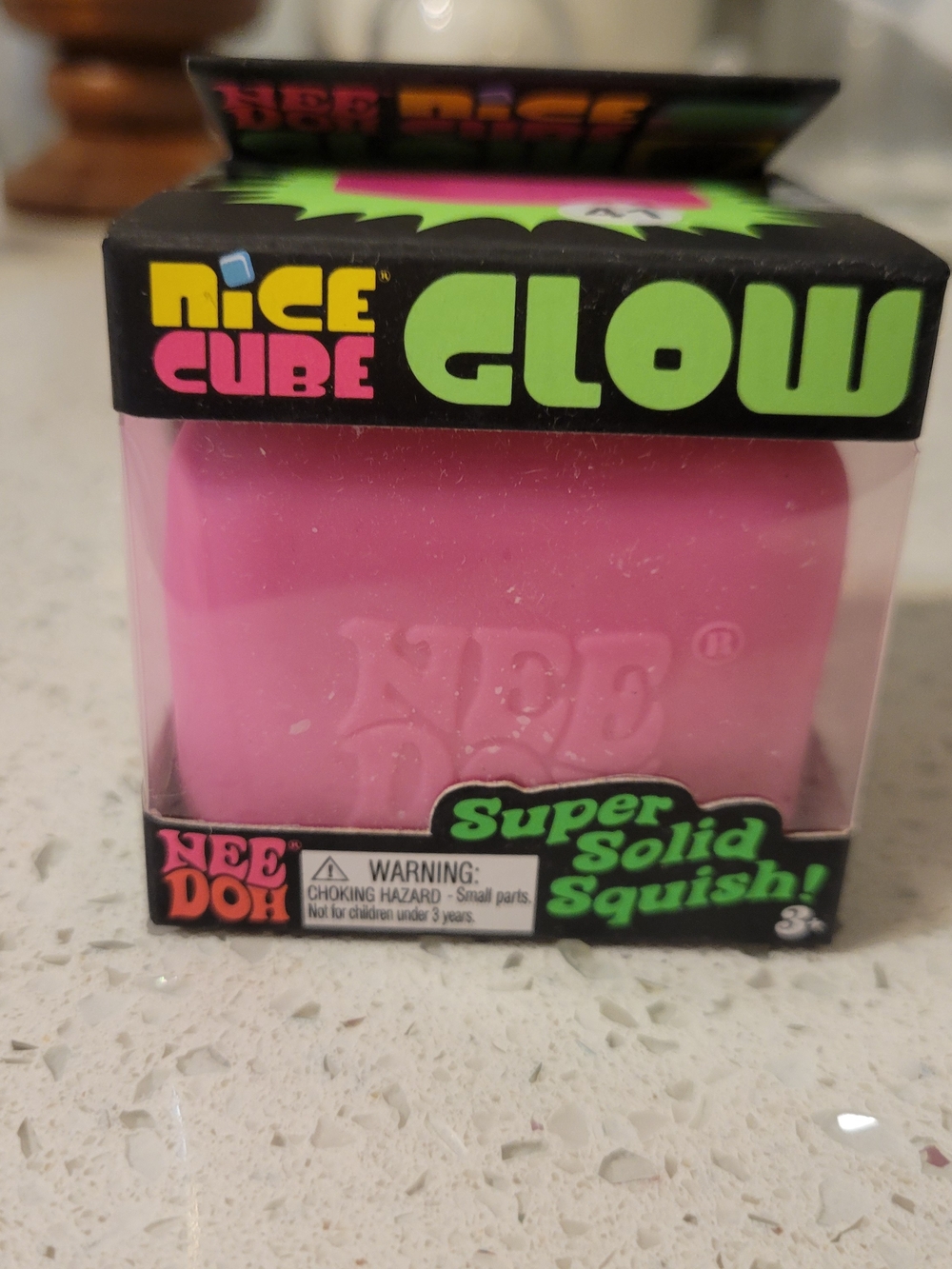 Nice Cube Glow Pink Super Solid Squish
